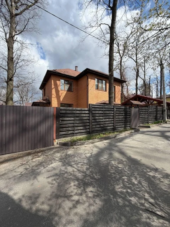 House in Irpin, 156 m², 5 acres, detached, no commission, garage