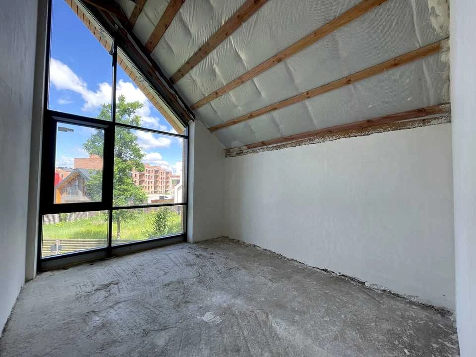 Дом. Ирпень, Лучшая улица (Ломоносова)