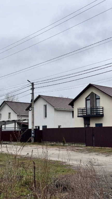 Будинок в хорошій локації під програми так, без %