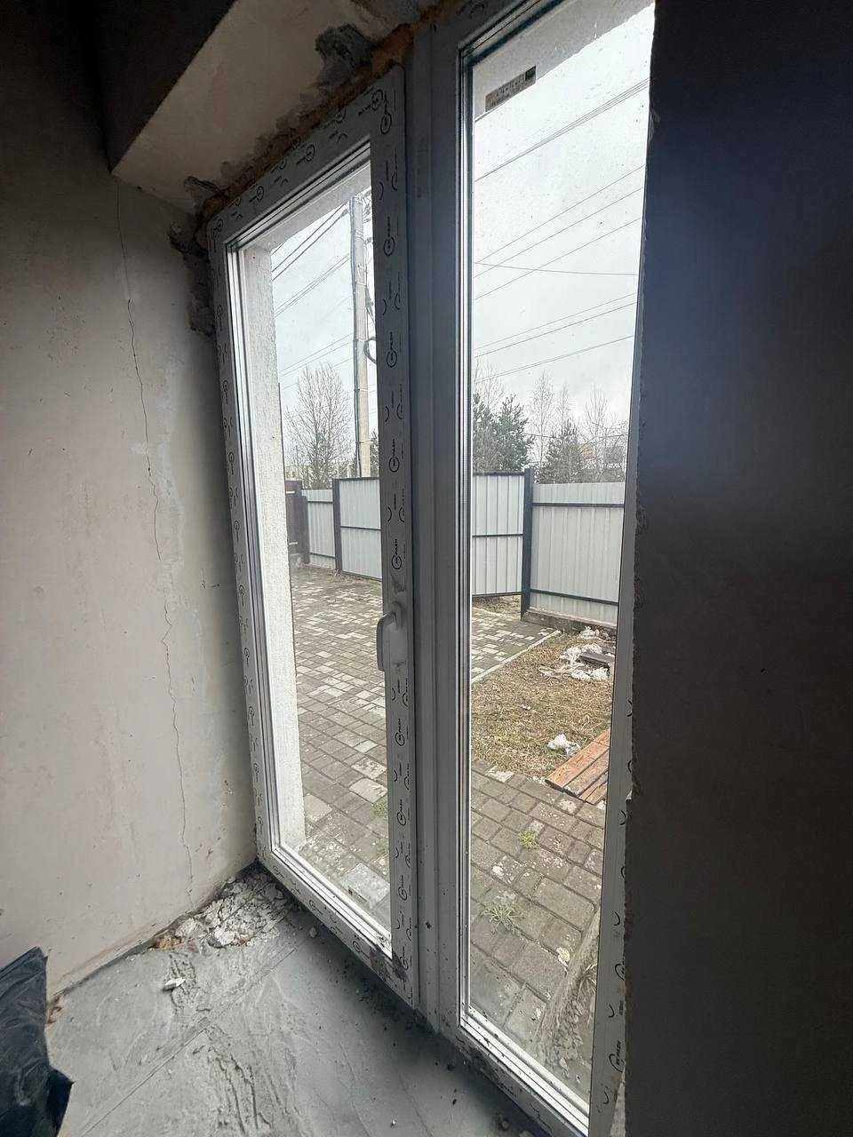Будинок в хорошій локації під програми так, без %