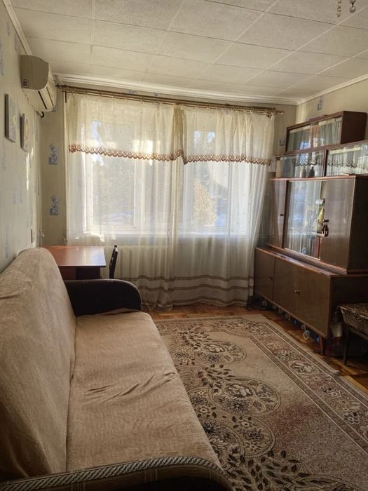 Продам 1-комнатную квартиру, 2/5 этаж, Космос