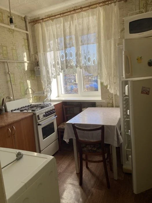 Продам 1-комнатную квартиру, 2/5 этаж, Космос