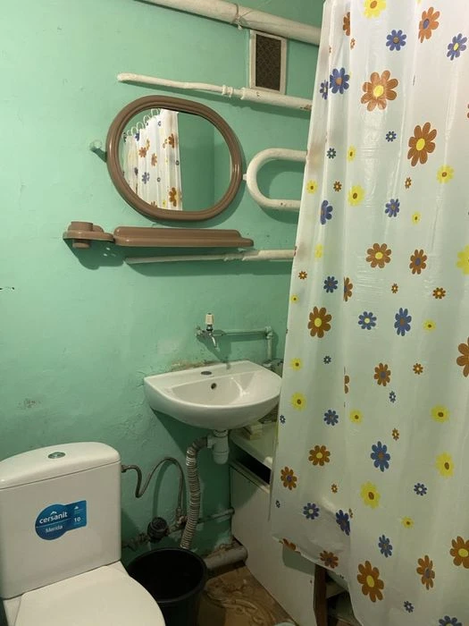 Продам 1-комнатную квартиру, 2/5 этаж, Космос