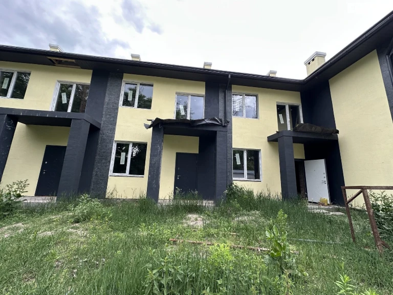 Продаж Таунхаус