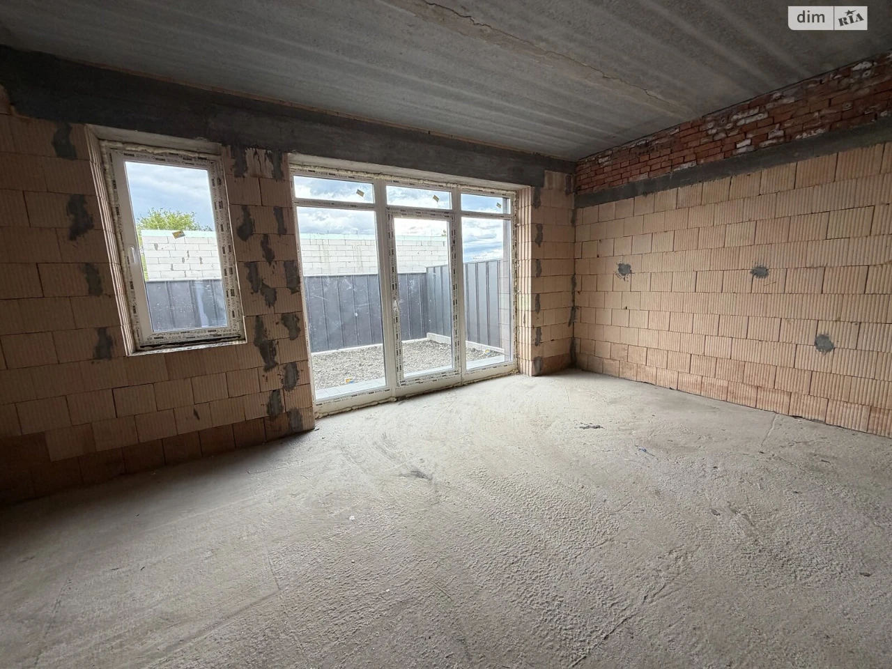 Townhouse for Sale
