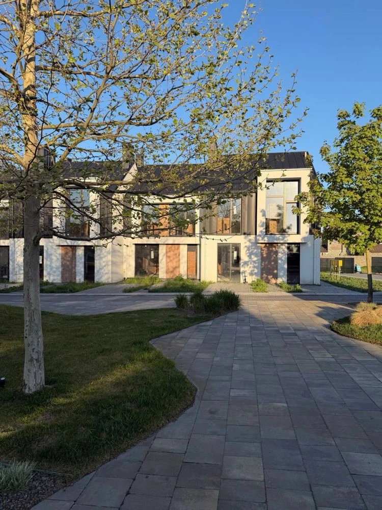 Сучасний таунхаус містечку Loft Affair в м. Ірпінь