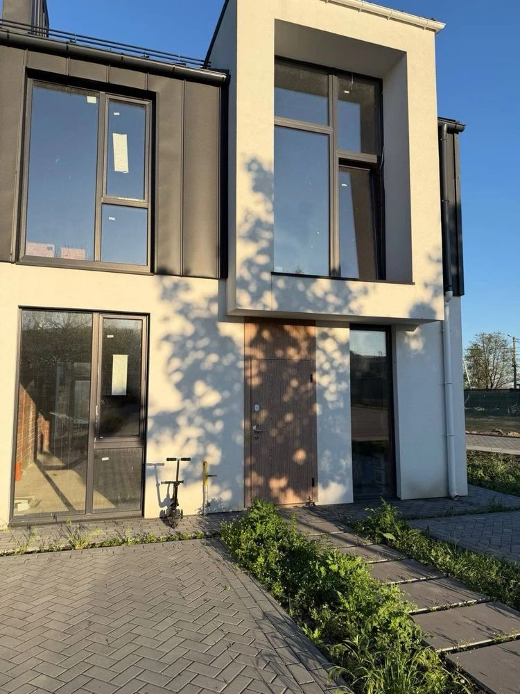 Сучасний таунхаус містечку Loft Affair в м. Ірпінь