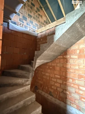 Продаж Таунхаус