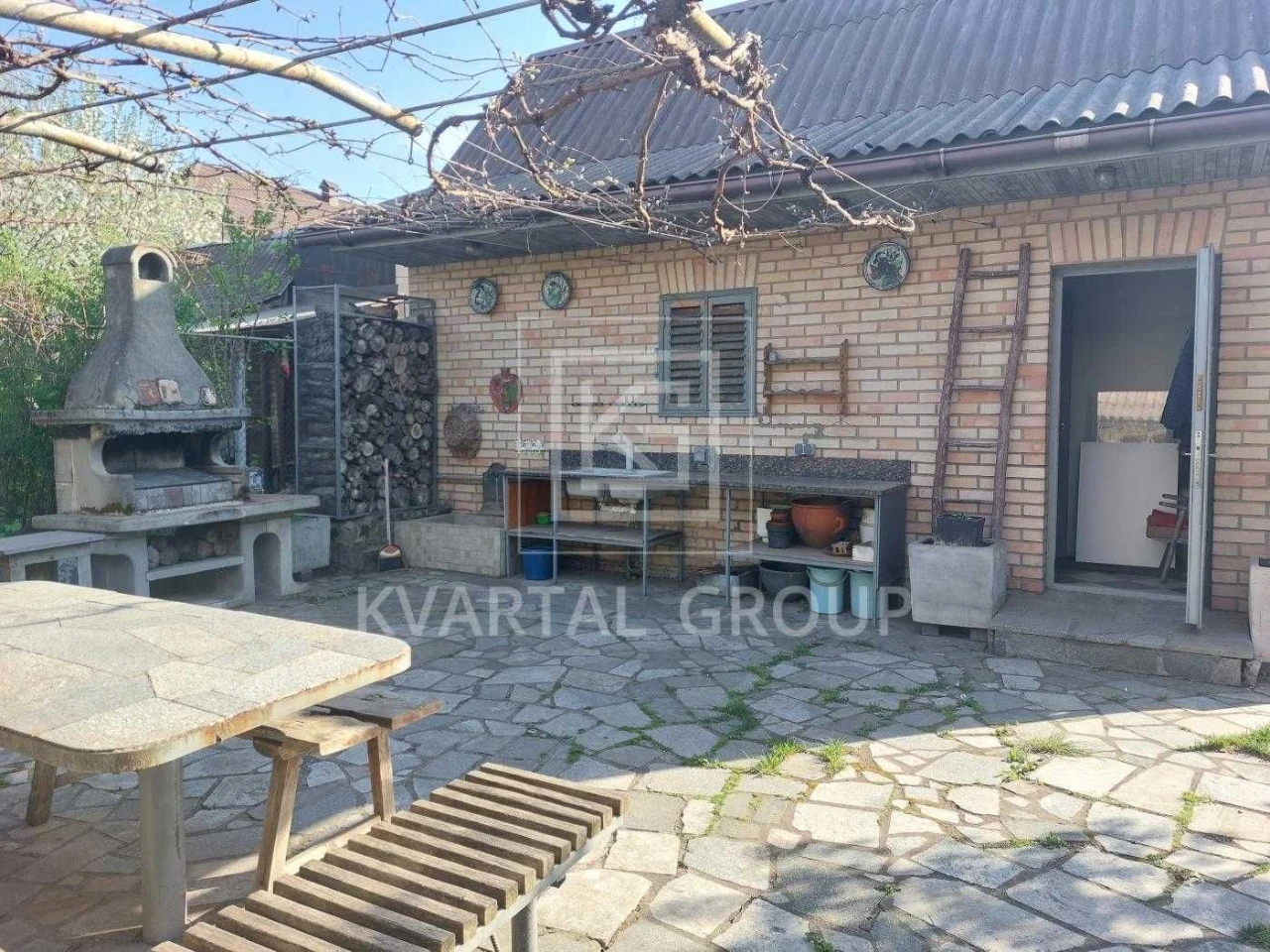 Cozy house in Irpin with a birch sauna and well-maintained plot
