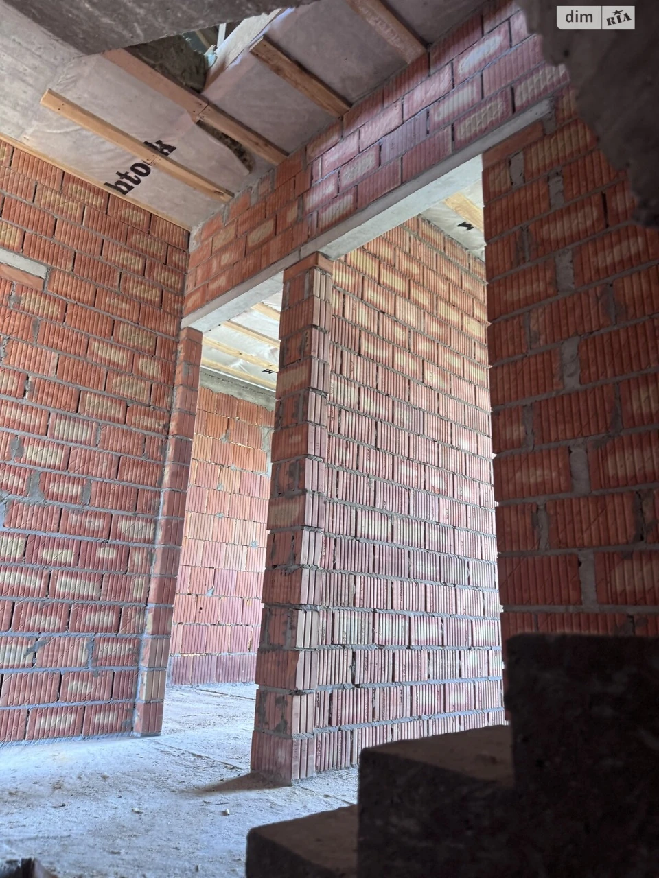 Продаж Таунхаус