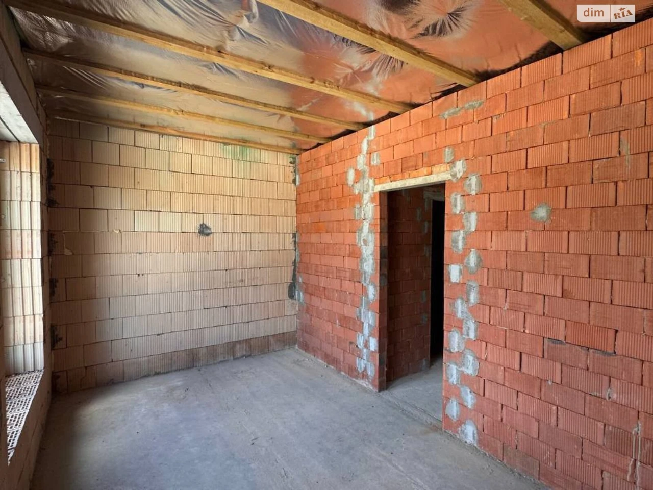 Продаж Таунхаус