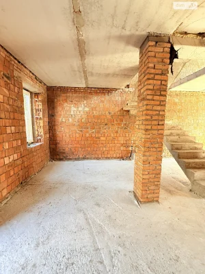 Продаж кутового таунхауса