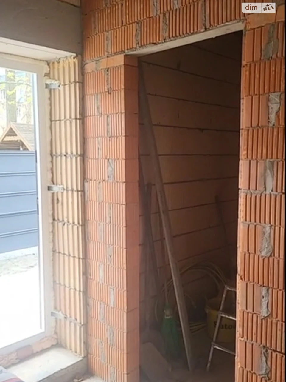 Продаж Дім