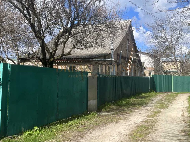 Будинок. Ірпінь, Спартака