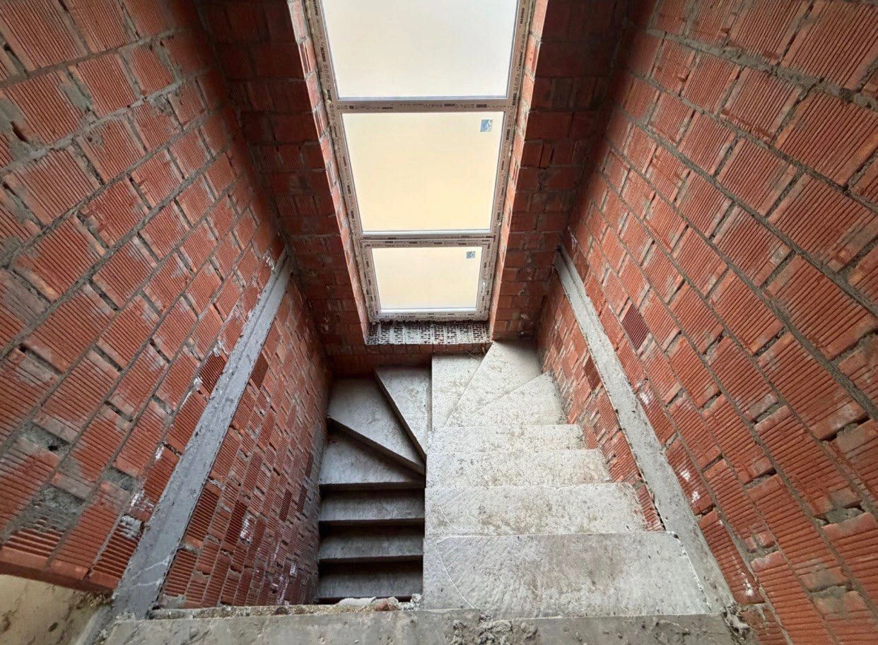 Townhouse in Irpin with good plots, 107 sq m + 2 acres, Gas, Central