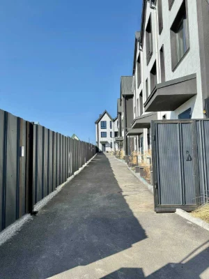 Townhouse 94m² for $53,000 | 3 floors | Profitable investment