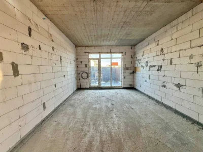 Townhouse 94m² for $53,000 | 3 floors | Profitable investment