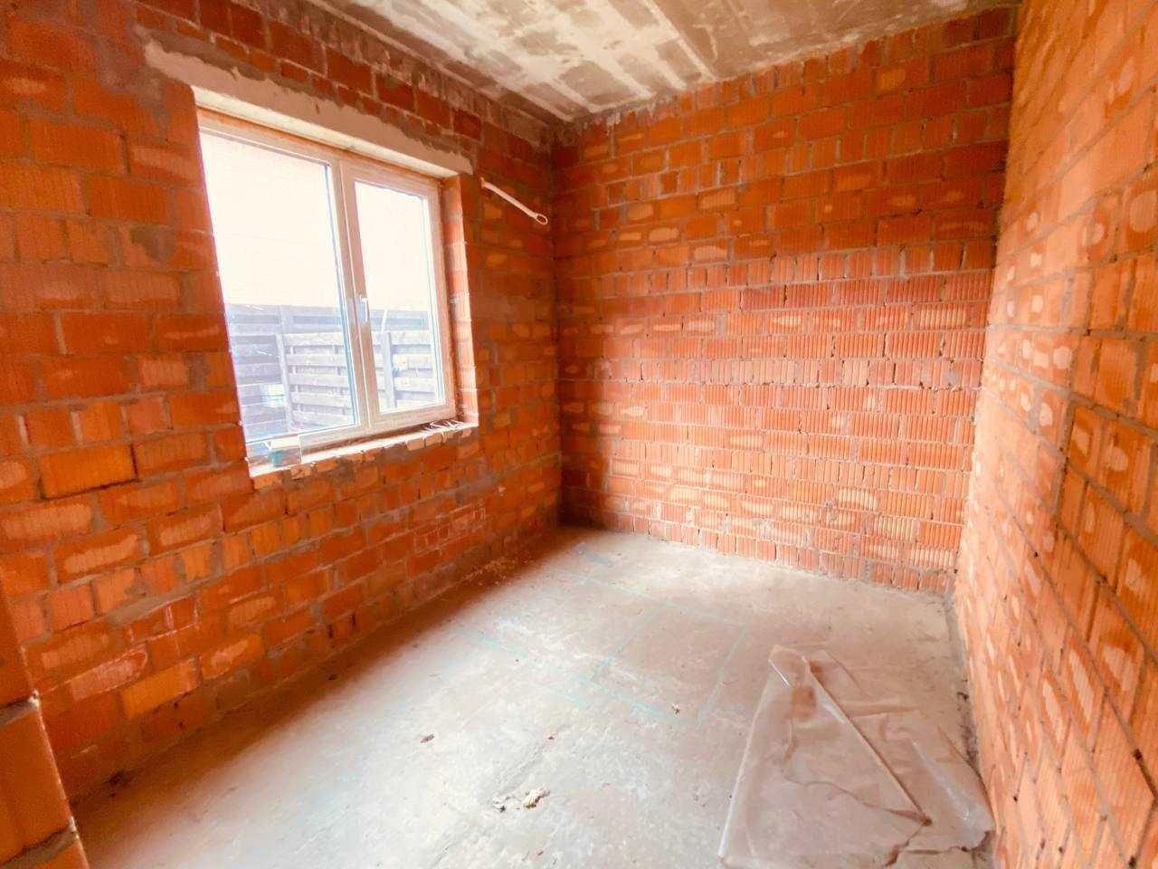 Дуплекс в Ирпене. 94 м2, кирпичный. Готов к продаже
