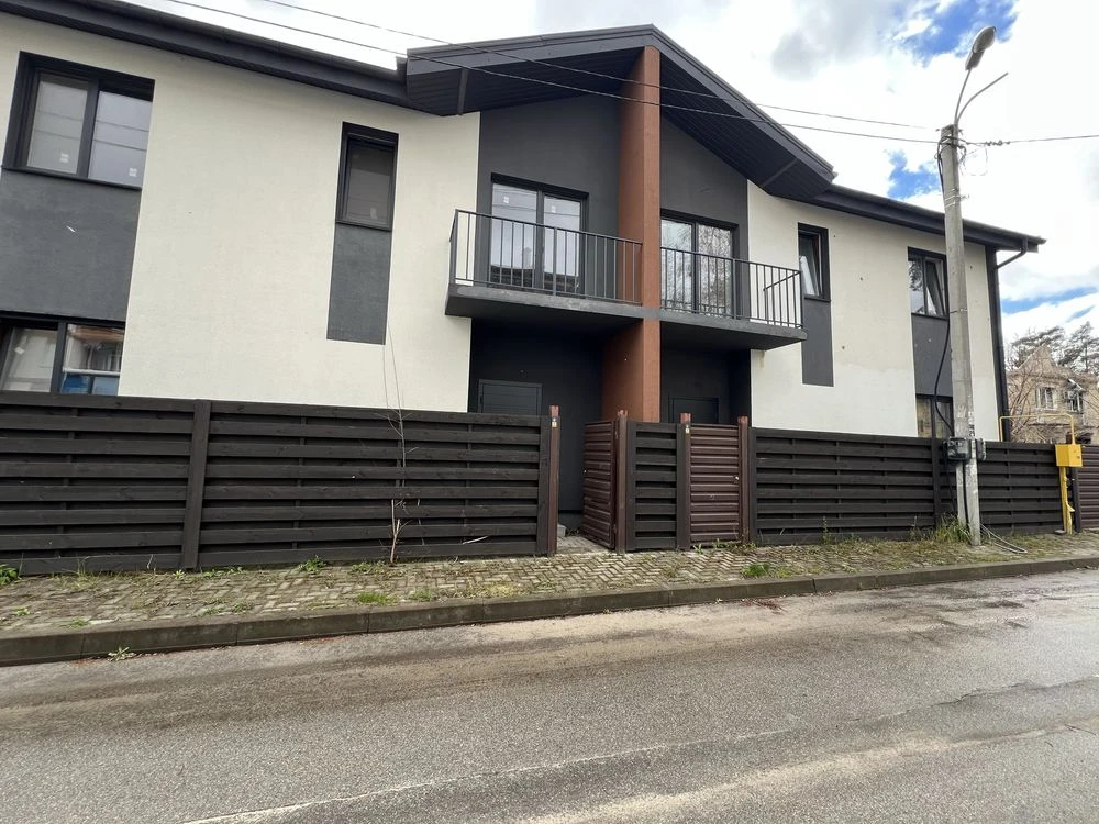 Sale of a duplex at Warsaw Street, 114e/1