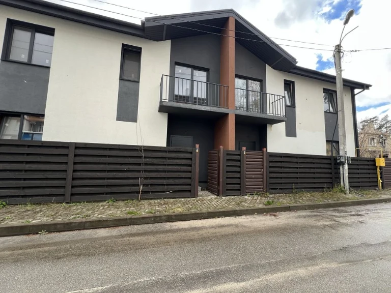 Sale of a duplex at Warsaw Street, 114e/1