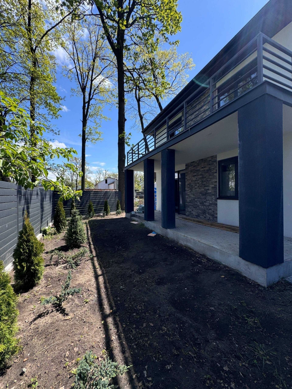 Selling separate house with central utilities in Irpin