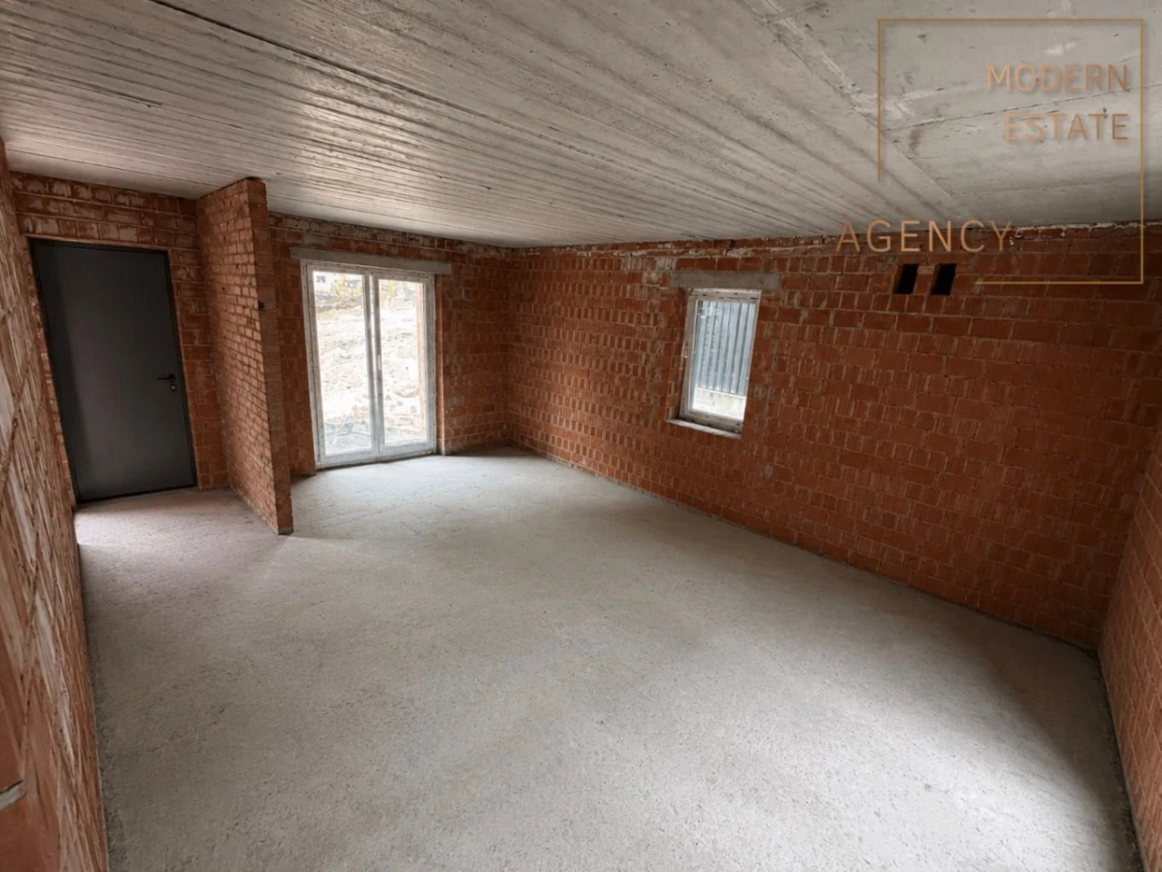 Кутовий таунхаус в м. Ірпінь, 90 м² + мансарда, 2 сотки | Парк Незнайка