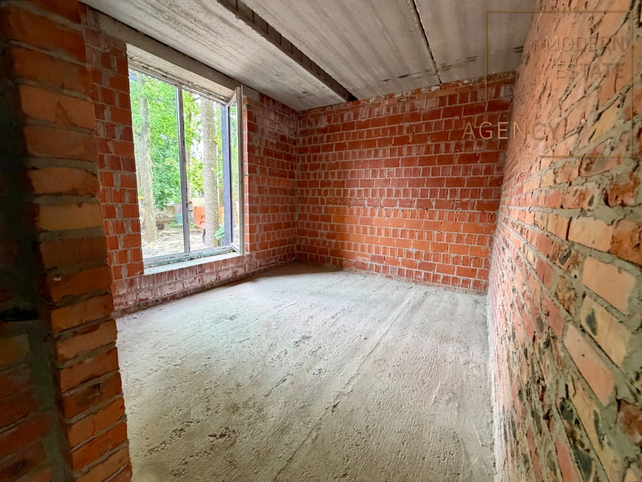 Кутовий таунхаус в м. Ірпінь, 90 м² + мансарда, 2 сотки | Парк Незнайка