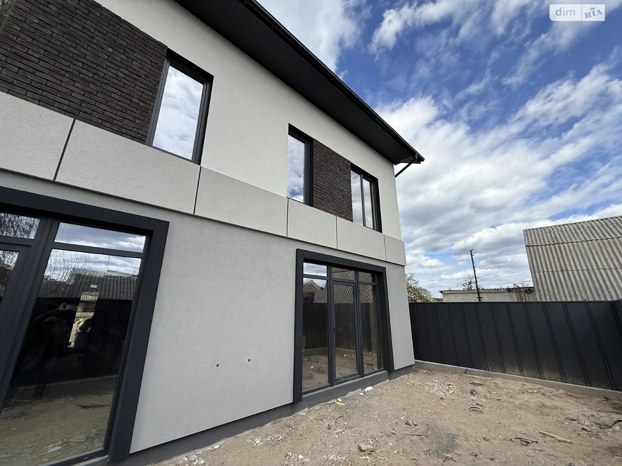 Townhouse for Sale in Irpin