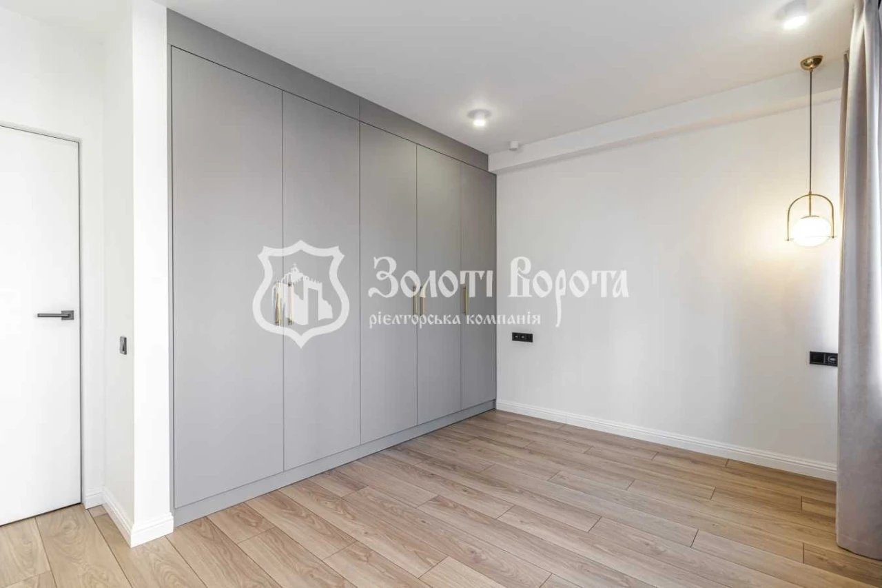 3-room apartment for sale 74.5 m², Velyka Vasylkivska street