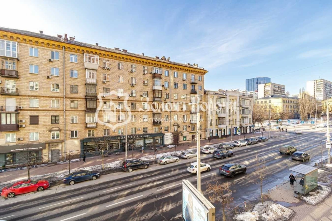 3-room apartment for sale 74.5 m², Velyka Vasylkivska street