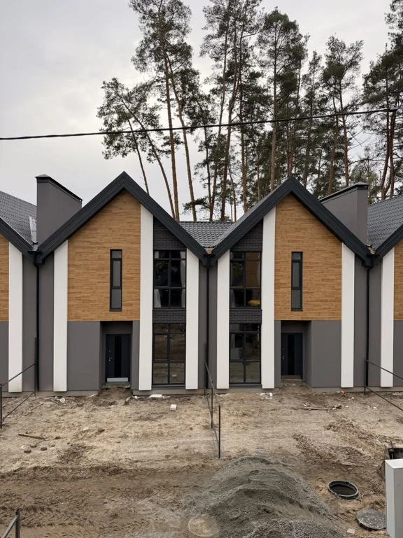Продам таунхаус в  Ірпені 1,5 роки розстрочка Сертифікат Так