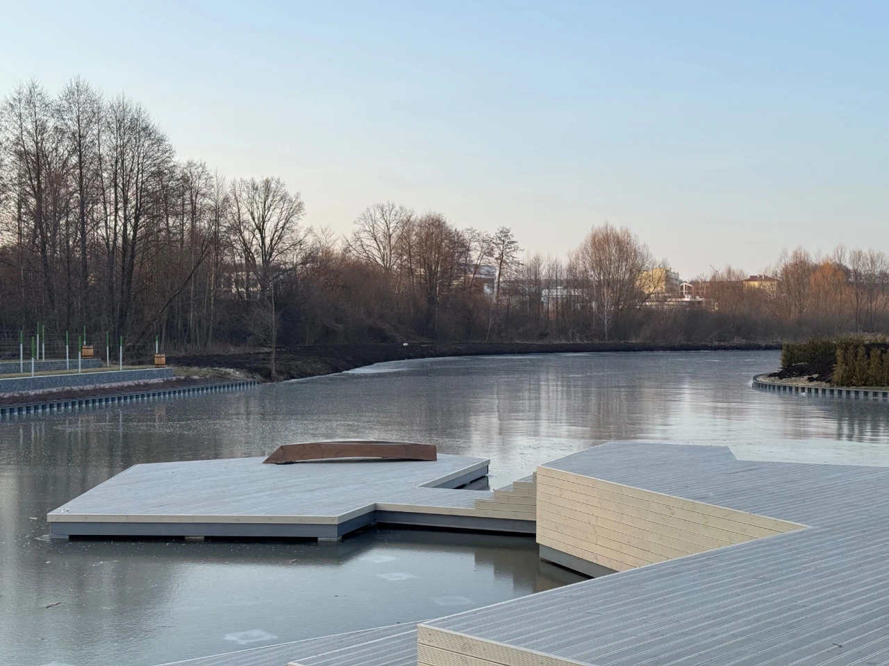Перепрордаж готового будинку (дуплекс) в КМ О.Краса. Торгуєм