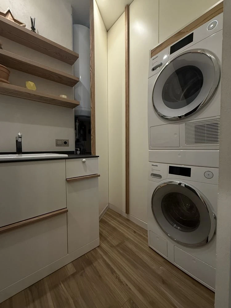 Будинок з ДИЗАЙНЕРСЬКИМ ремонтом 217 м² | ГАЗ  | тераса 64 м