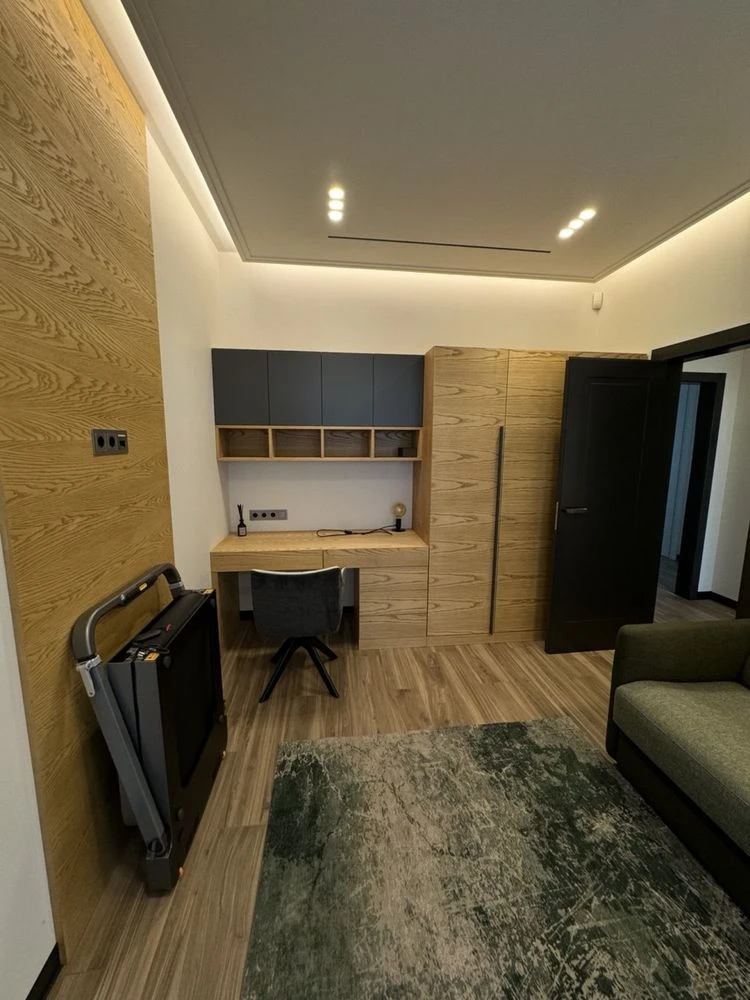 Будинок 217 м² у преміальному КМ, Буча, дизайнерський ремонт