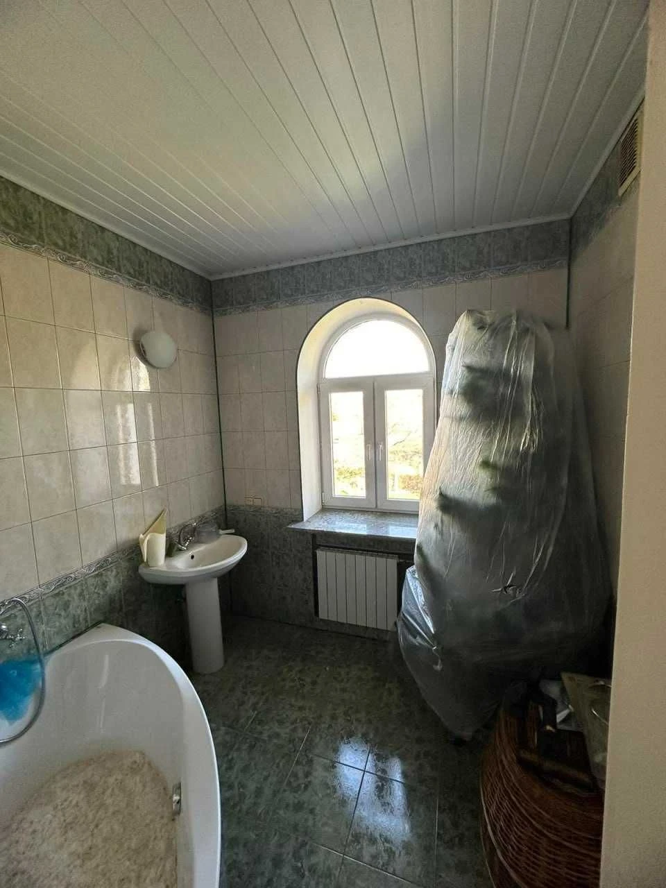 ТЕРМІНОВО! Будинок 500 м² з басейном і сауною.16 соток.БЕЗ К