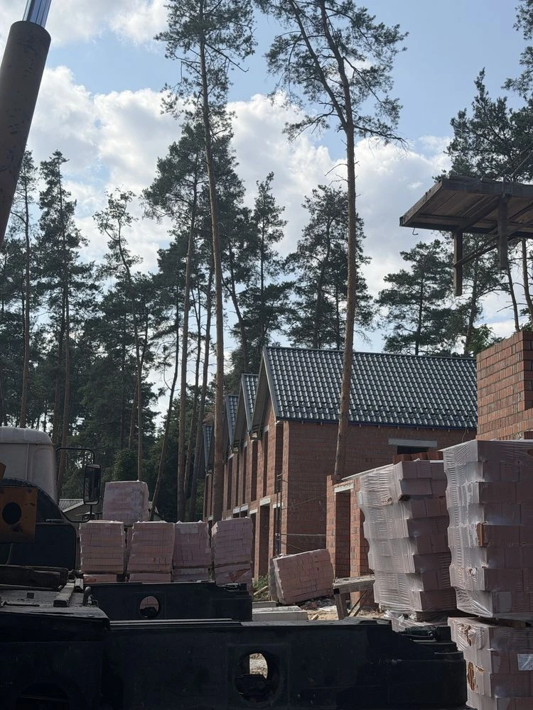 Продам цегляний таунхаус всі комунікації централізовані 9000