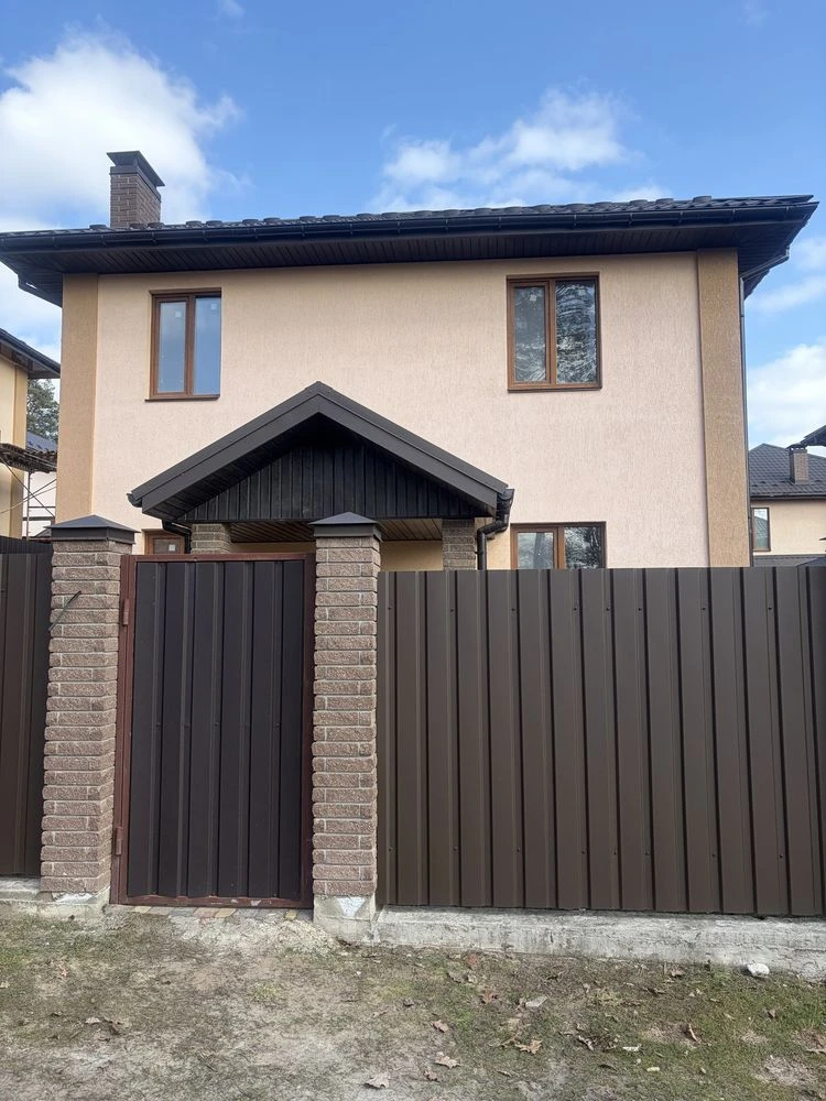 Будинок 125м2 м.Ірпінь. Штукатурка , тепла підлога. Газ. Без