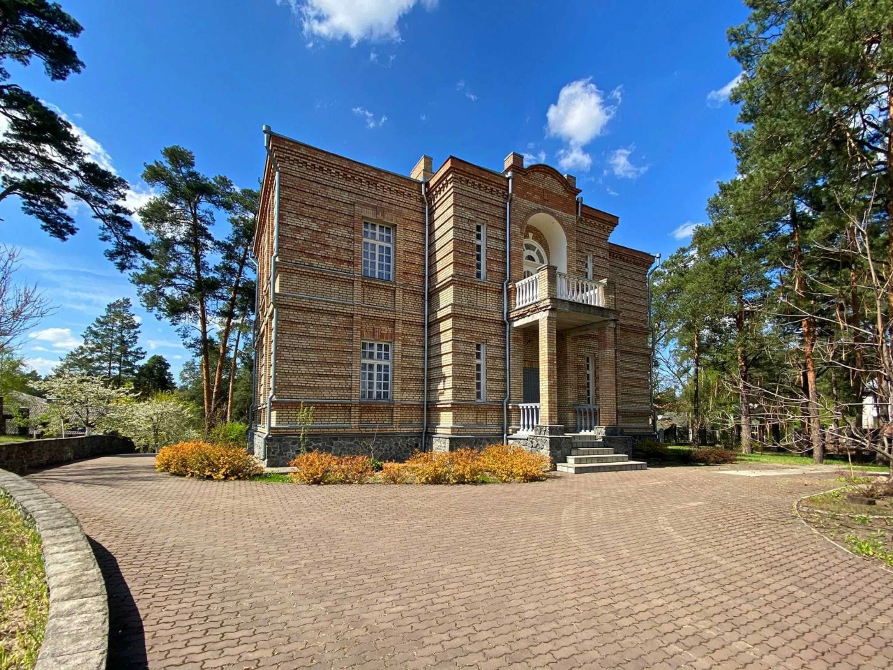 Ірпінь. Престижний будинок на пагорбі. 5 спалень. Великий пі