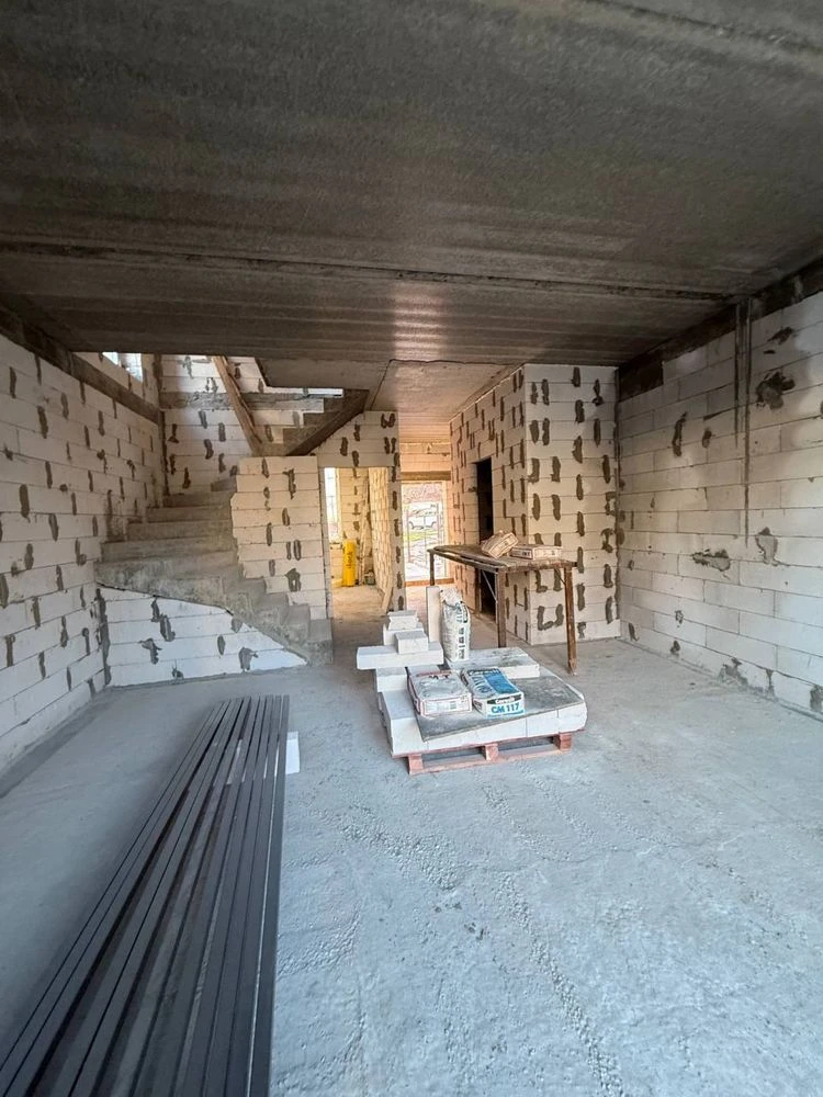 Дуплекс Ірпінь РОЗТЕРМІНУВАННЯ Велика ділянка  Газ Міські ко