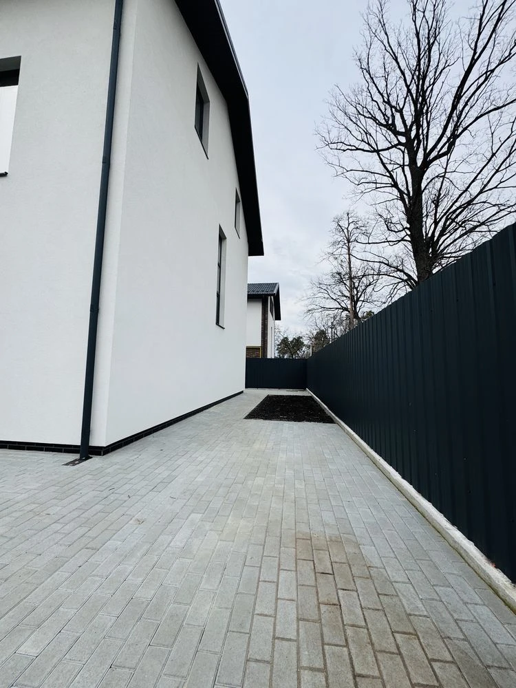 БЕЗ КОМІСІЇ, прямий продаж від забудовника, кутовий таун, ву