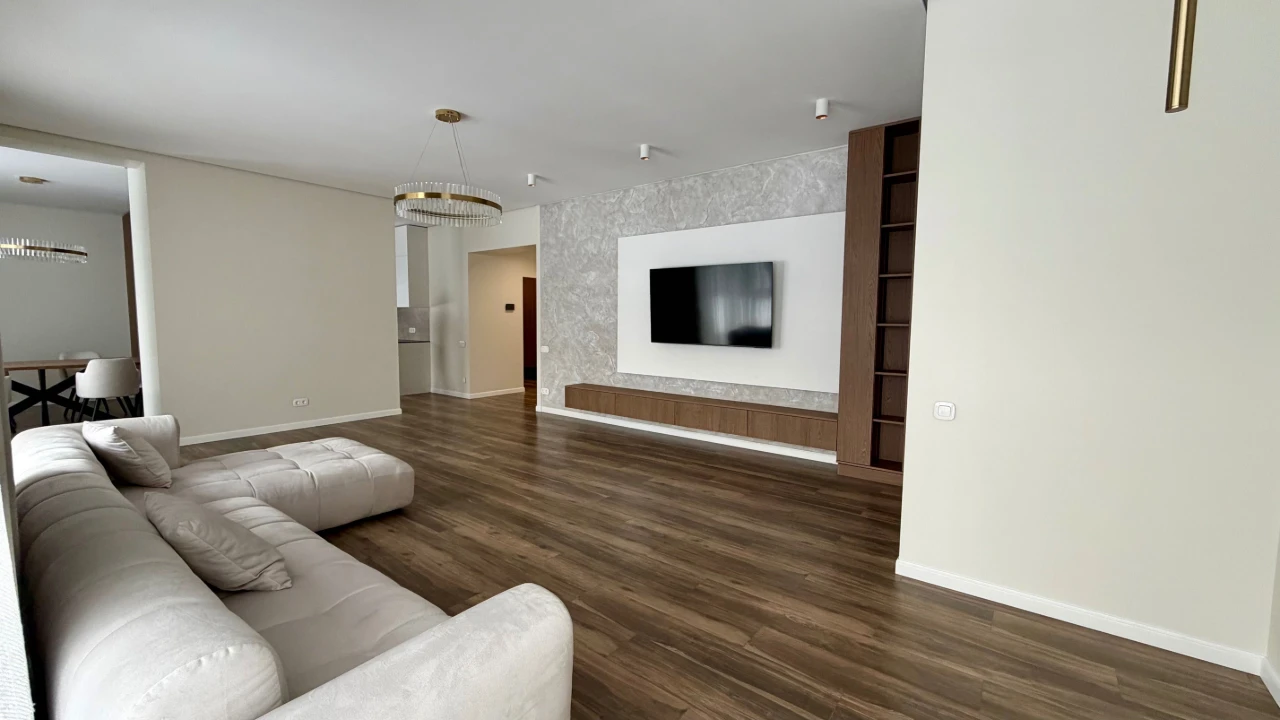 Розкішний будинок | 200 м² з БАСЕЙНОМ | Дизайнерський Ремонт