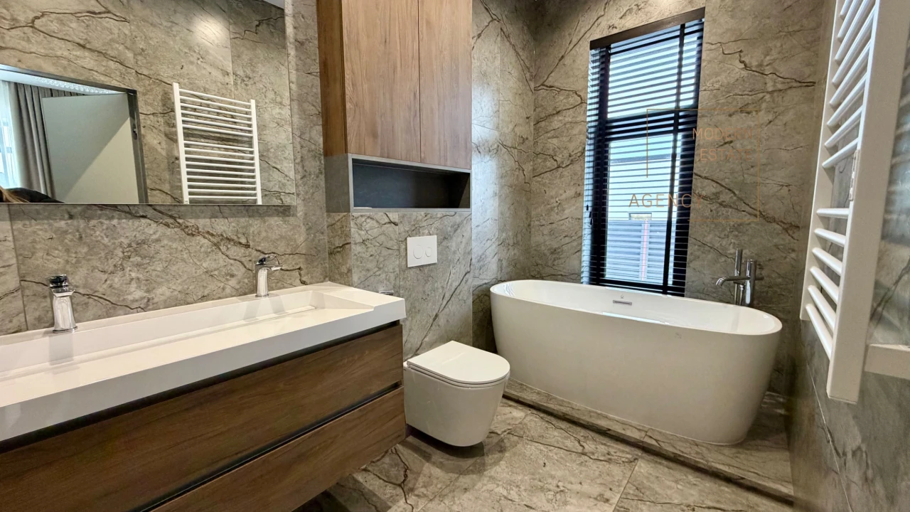 Розкішний будинок | 200 м² з БАСЕЙНОМ | Дизайнерський Ремонт