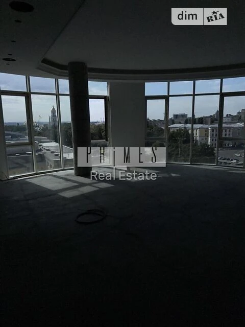 Sale of 3-room apartment 123.4 sq. m. on Vasylya Tyutyunnyka st. 39 •