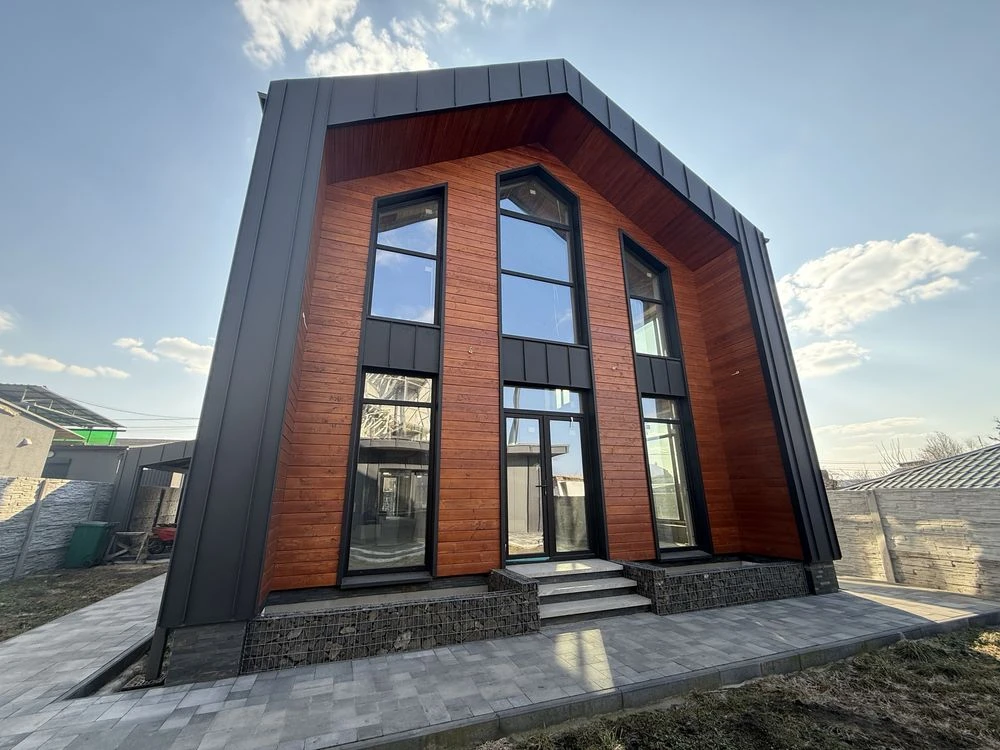 Просторий будинок з ділянкою 6 соток   Ідеально під Держрогр
