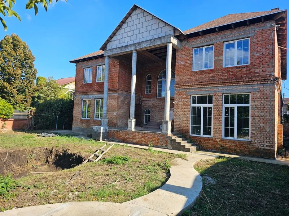 House for sale, 544m2, Facade, Mykolaya Troitsky Street