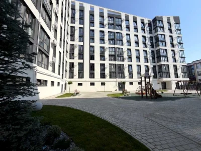 Квартира. Рівне, Данила Галицького вул., (Будинок)