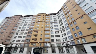 Продам 1 комнатную район Ближнее Замостяо