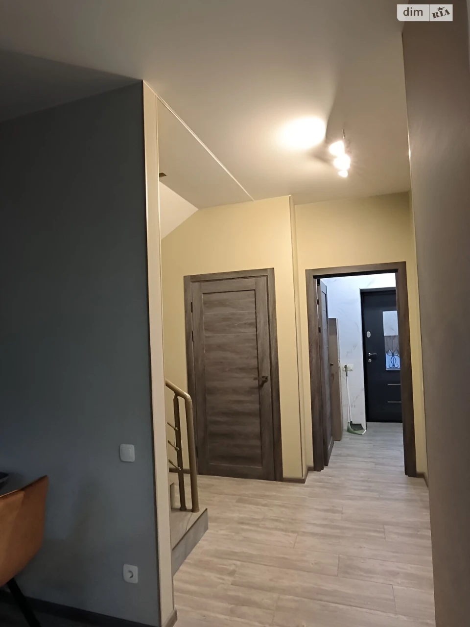 Продаж Таунхаус