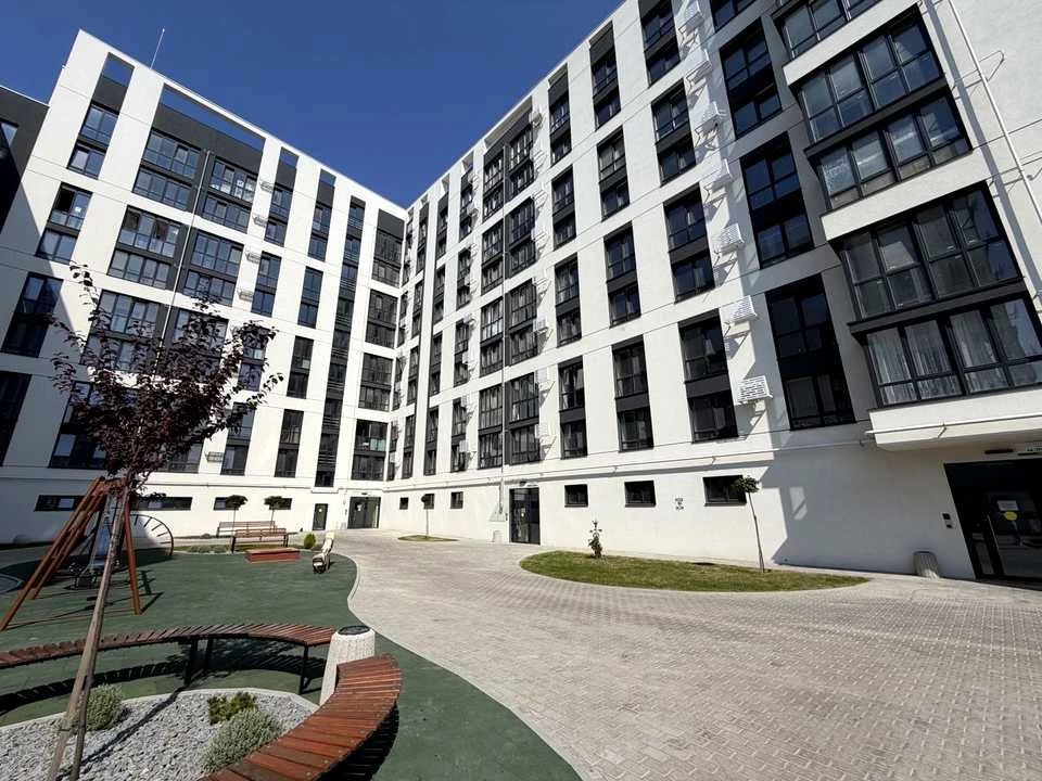 Квартира. Рівне, Данила Галицького вул., (Будинок)