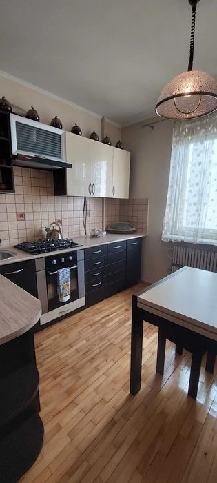Продажа: Трехкомнатная квартира по ул. Миколайчука (р-н Каскад)